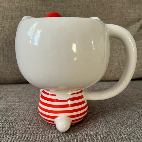 Hello Kitty Figure Mug - Picture 3 of 5